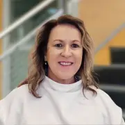 Photo of Lynette Rayner
