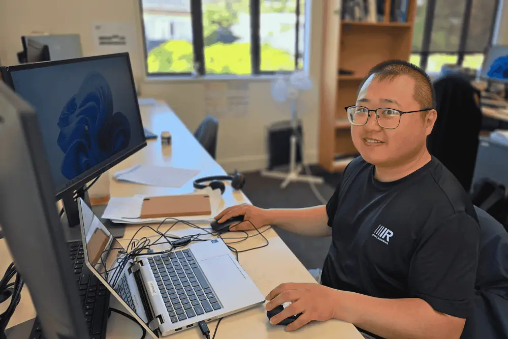 Tutor Profile Web Image   Peng Guan   March 2026 (1)