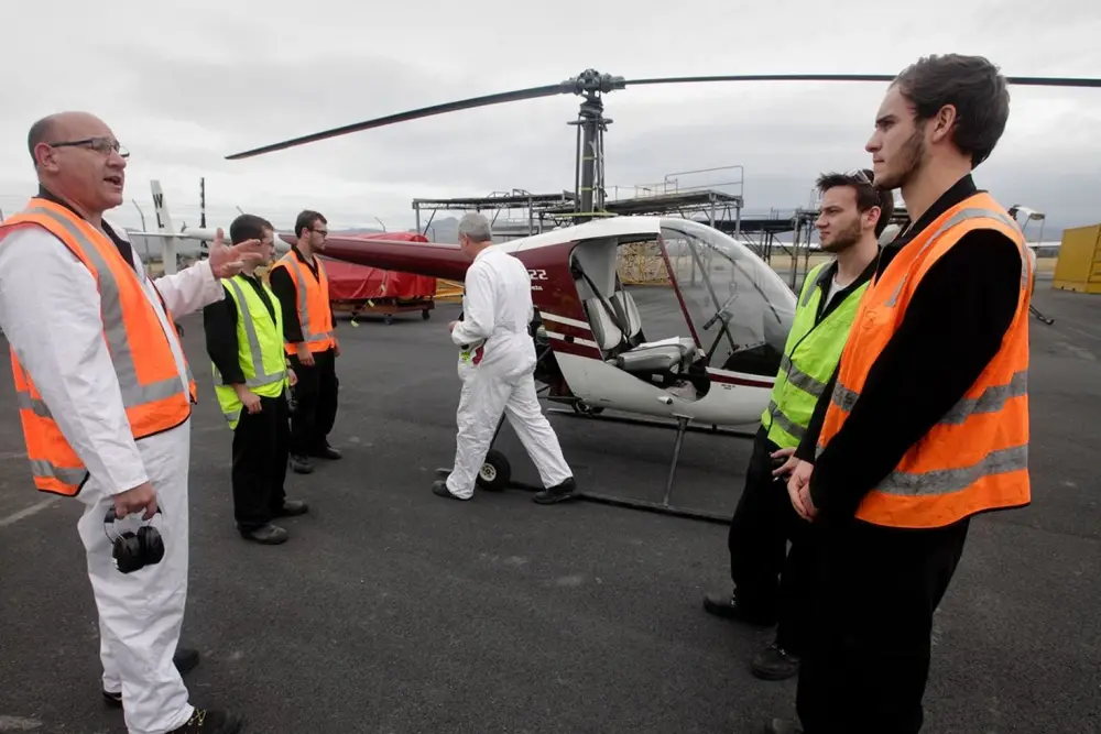 Aviation Helicopter 2column 1470x980px