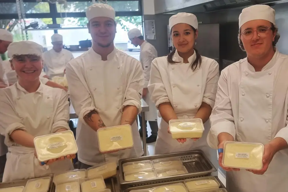 Cheesecake Medium 2 Column 1470x980px